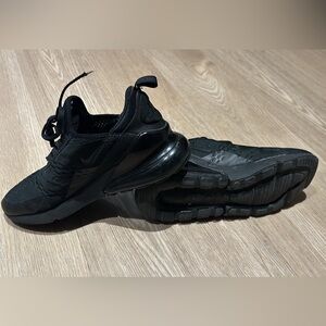 Nike AirMax 270 All Black (Women/Youth)